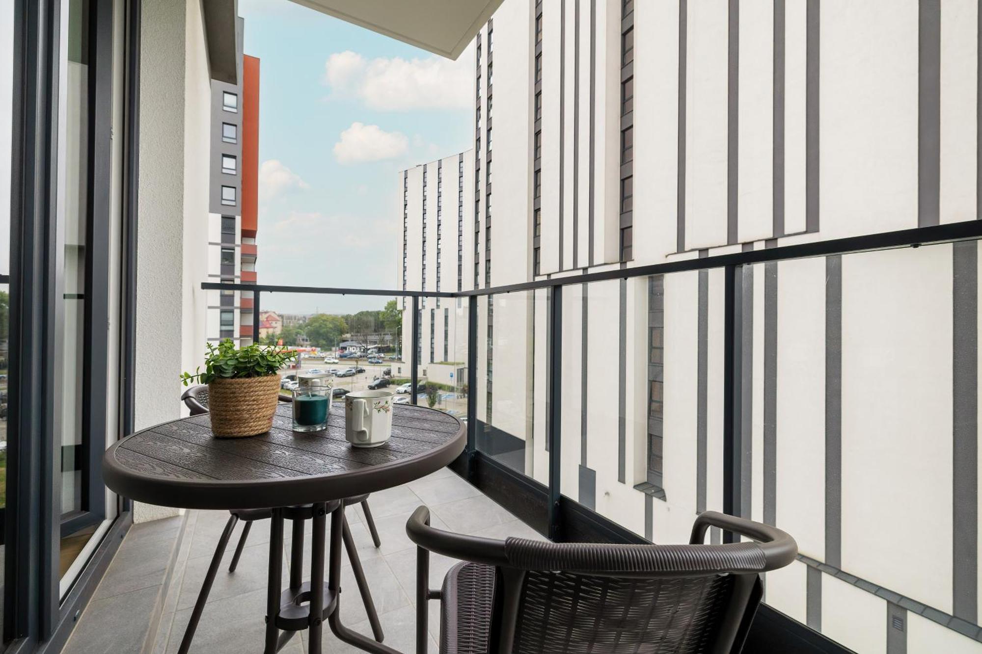 Cozy Apartments Laszkiewicza With Parking By Noclegi Renters Krakow Luaran gambar
